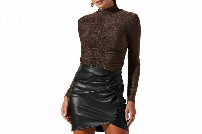 Nordstrom ASTR το Label Metallic Ruched Mock Neck Top